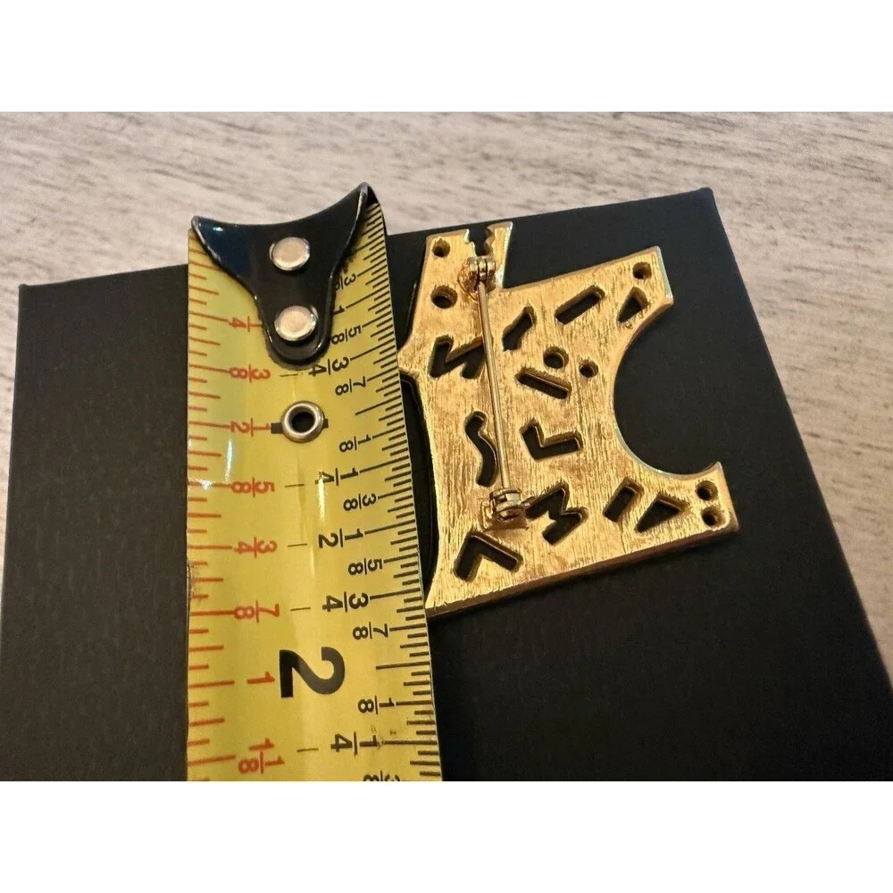 Vintage Gold Tone Modernist Abstract Animal Brooch Southwestern Style Pin